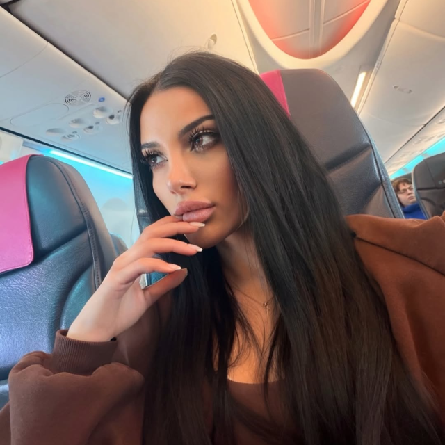 Безумно красивая пациентка  Шамиля Асадулаевича после ринопластики